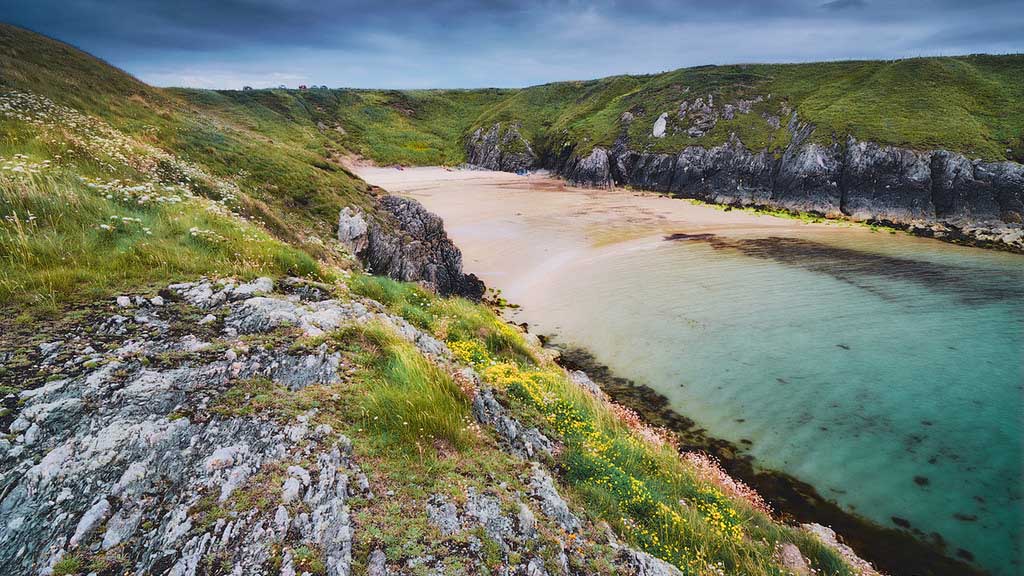 Porth Lago - wales best beaches