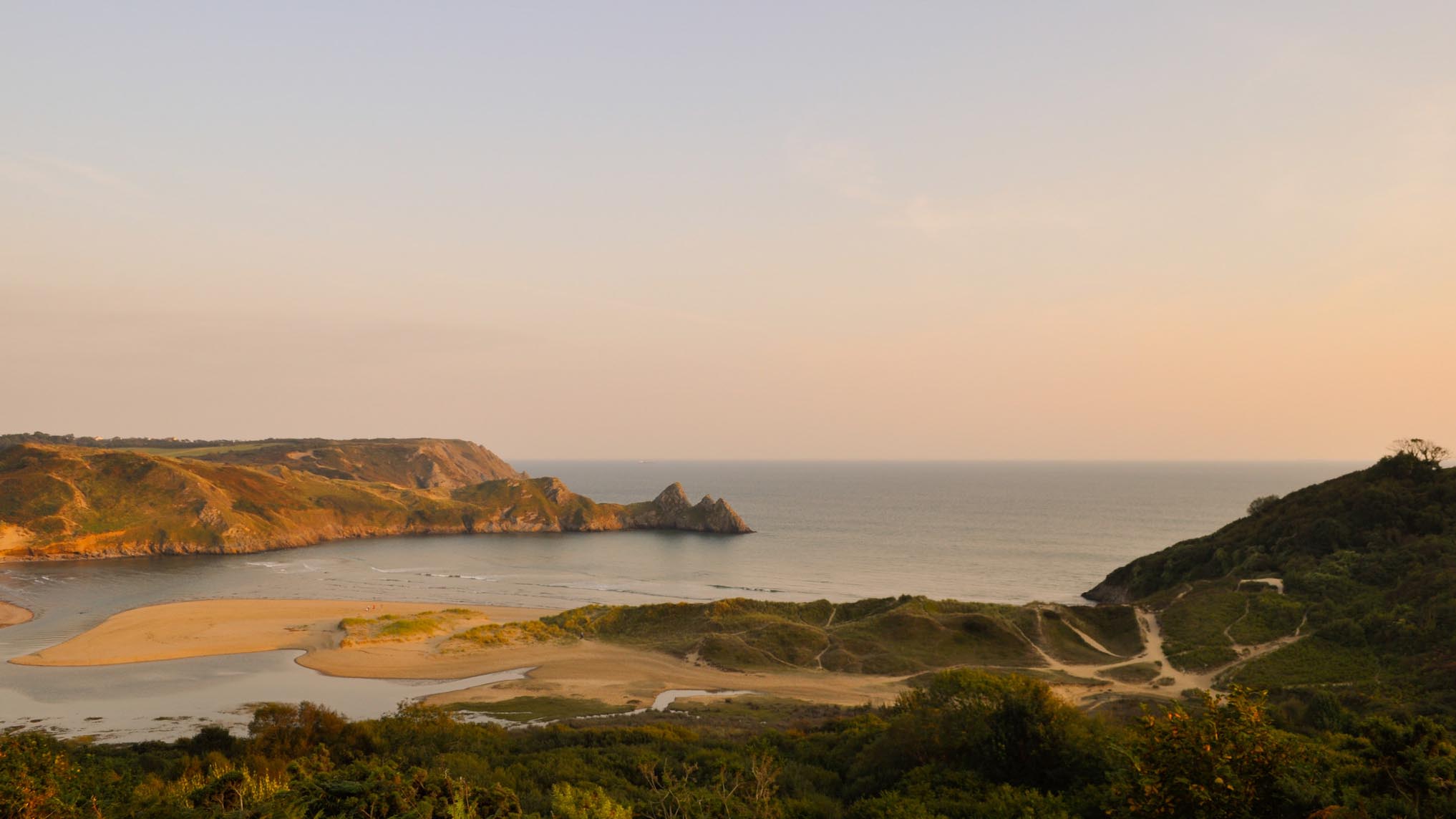 wales best beaches - three cliffs bay